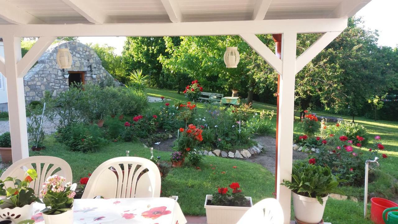 Magdi Apartman Balatonfured Bagian luar foto